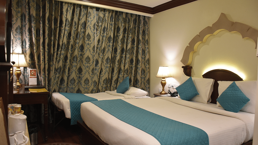 suite in the comfort inn sapphire, jaipur