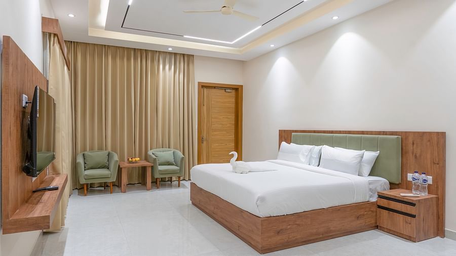 interior of the mountain view room at Corbett Four Seasons, Ramnagar