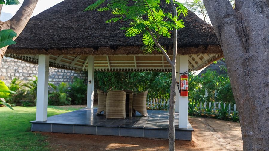 Pool Villa with Garden