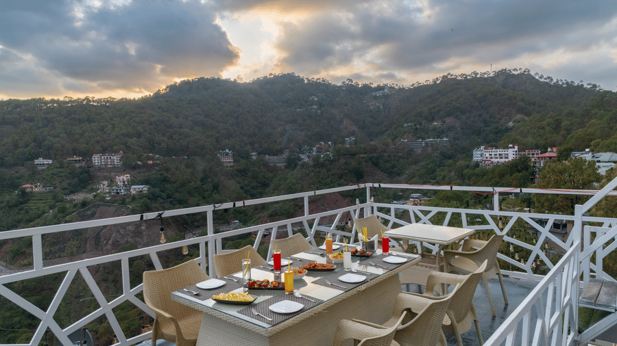 Roof top  dinning