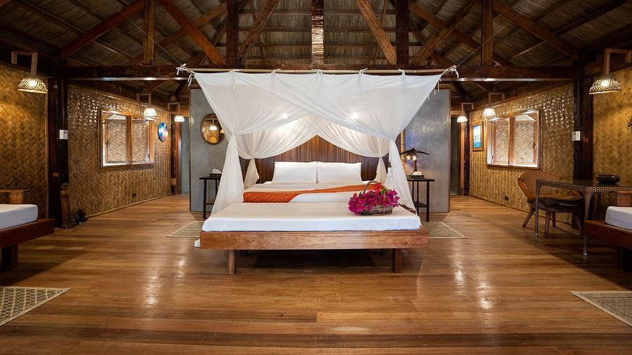 Presidential Beach Villa 4