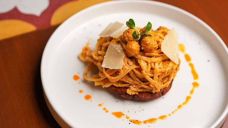 an image of Itallian Vada Curry at Hotel Aadithya, Chennai