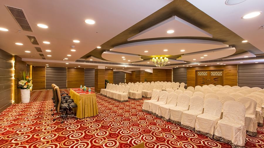 Side angle image of Hotel Pai Viceroy Tirupathi Orion Hall 