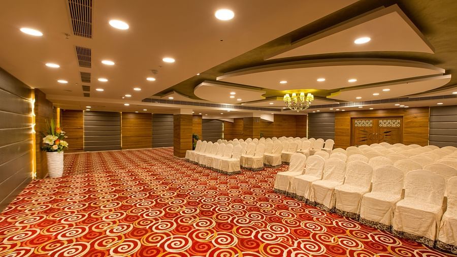 Side angle image of Hotel Pai Viceroy Tirupathi Orion Hall 