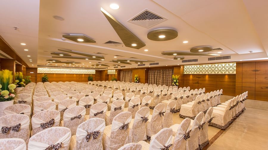 Hotel Pai Viceroy Tirupathi Sammilan Banquet Hall 