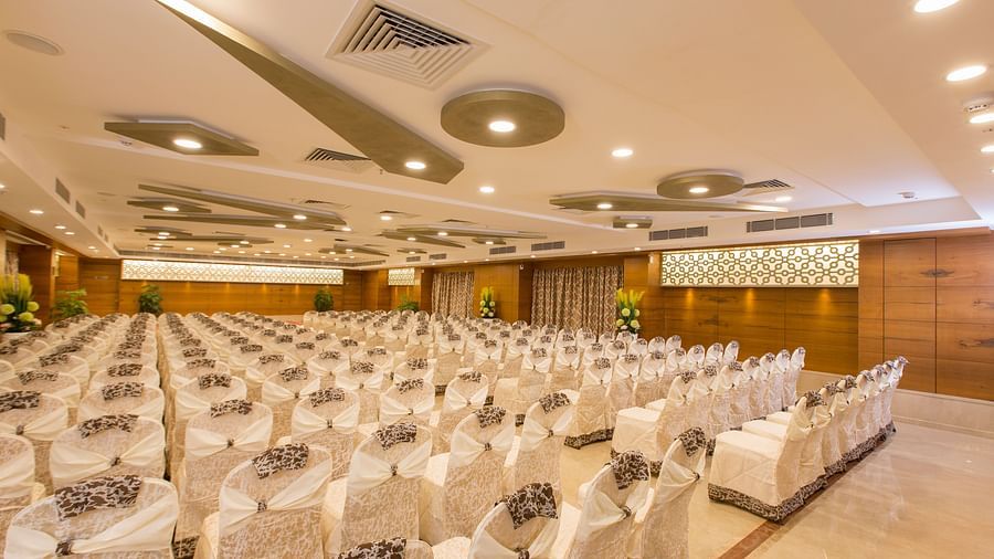 Hotel Pai Viceroy Tirupathi Sammilan Banquet Hall 