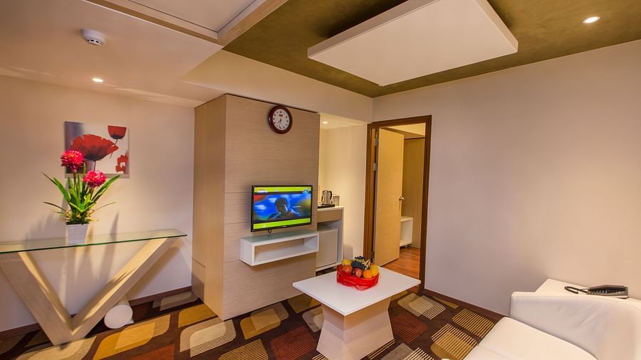 Hotel Pai Viceroy Tirupathi Suite Living Room 2 srr0vg