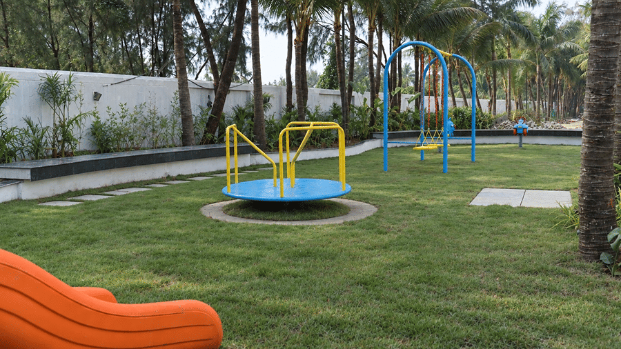 PLAY AREA 6