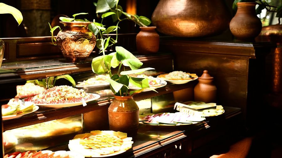 image of food platter at kokam bar and restaurant at hoysala vilage resort, hassan