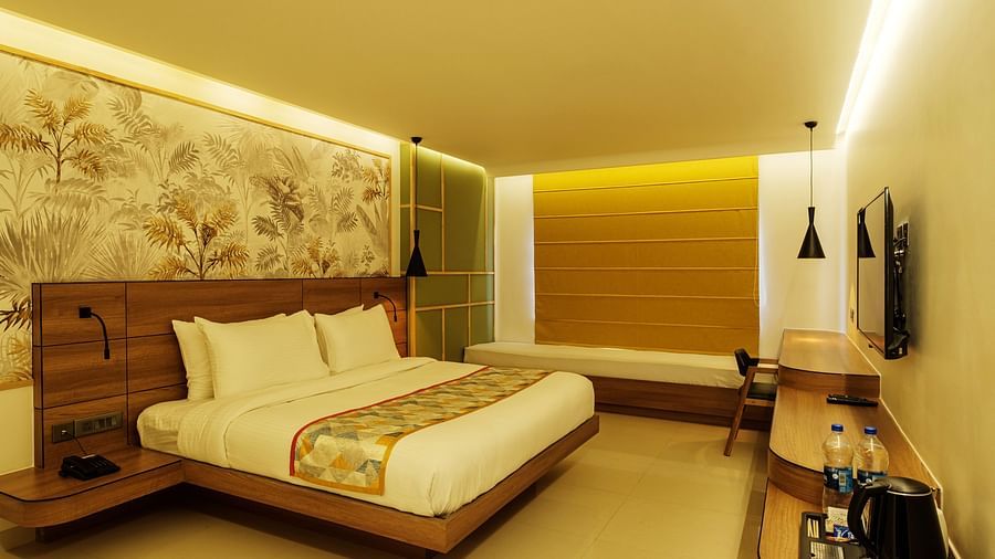 Urban Corner Room (14)