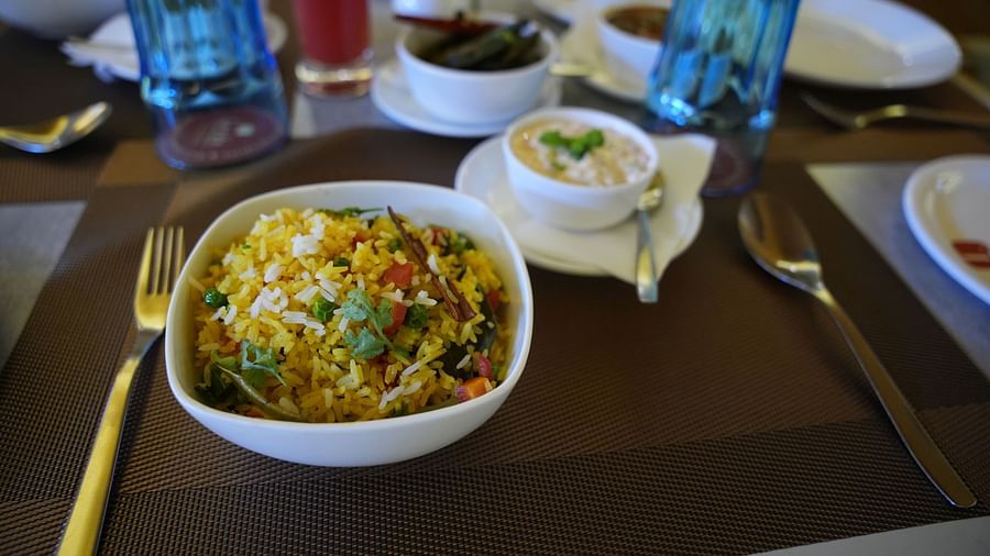 Food Images 10 VEG BIRYANI