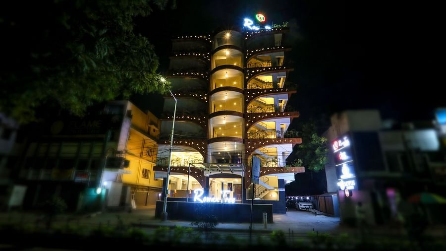 Image of facade of the property at night time - Mango Hill Central, Chennai