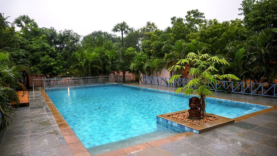 Swimming pool at Mango Hill La Serene, Pondicherry