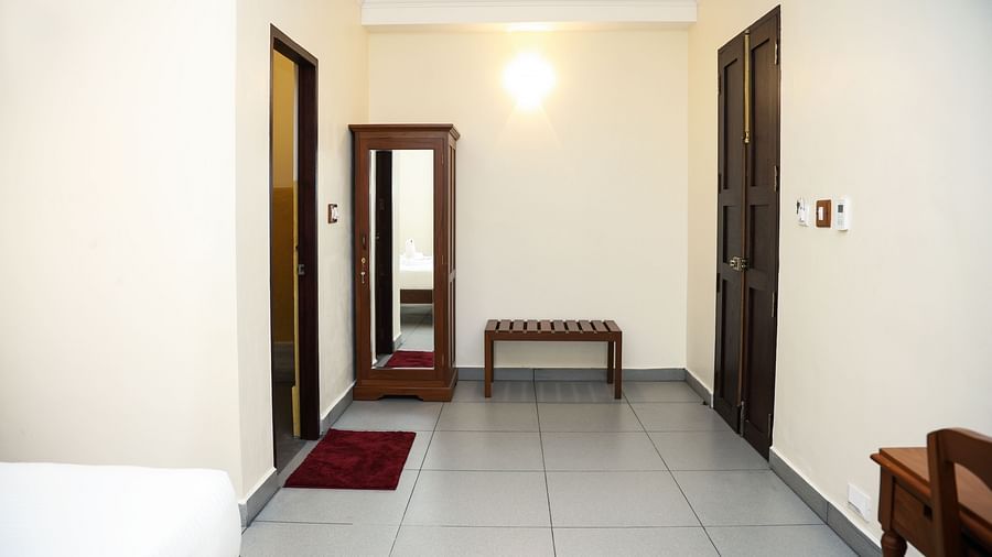 A corridor of a hotel | Mango Hill La Serene, Pondicherry