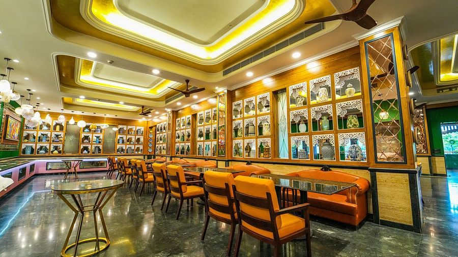 TEAPOT RESTAURANT-7