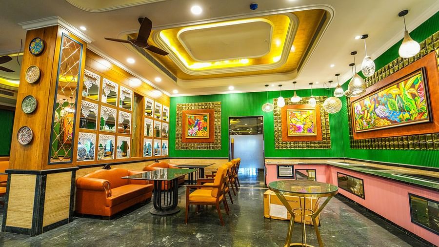 TEAPOT RESTAURANT-8