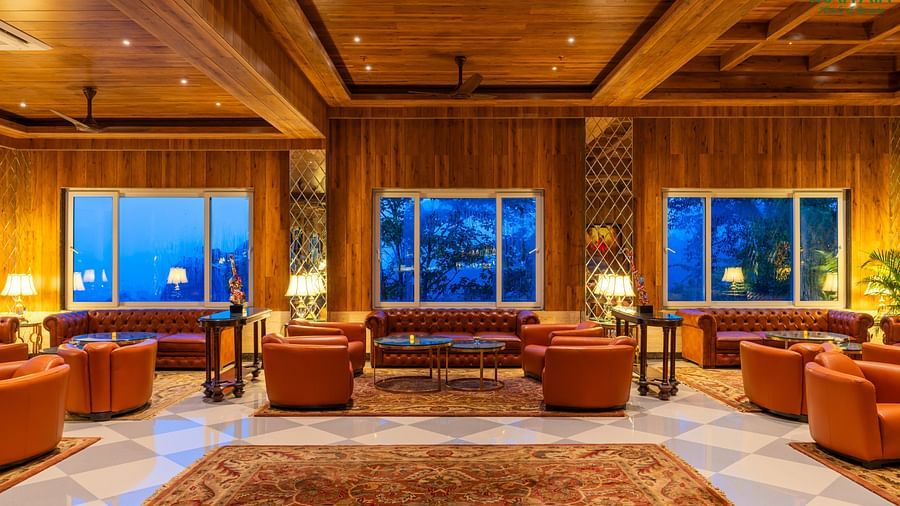 Baron and Baroness Lounge