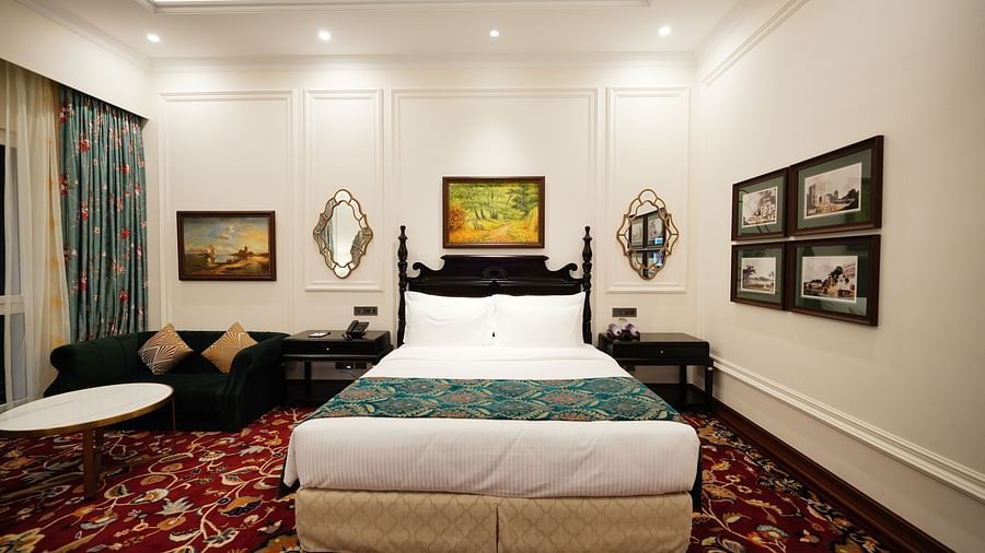 frontal view of a king size bed - Mayfair Tea Resort, Siliguri 