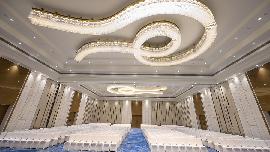 Mirai Ballroom Full 2