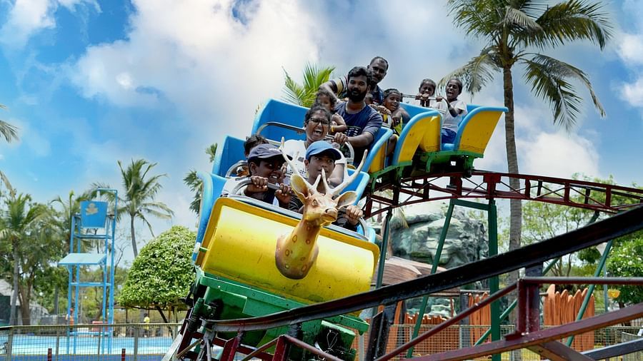 Roller coaster ride 