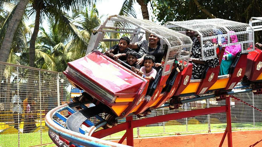 Roller coaster ride 