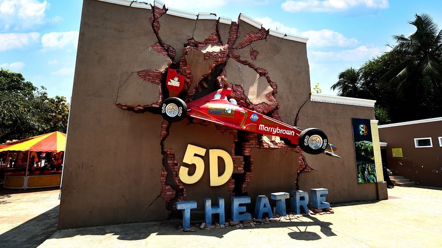 5 D theatre entrance 