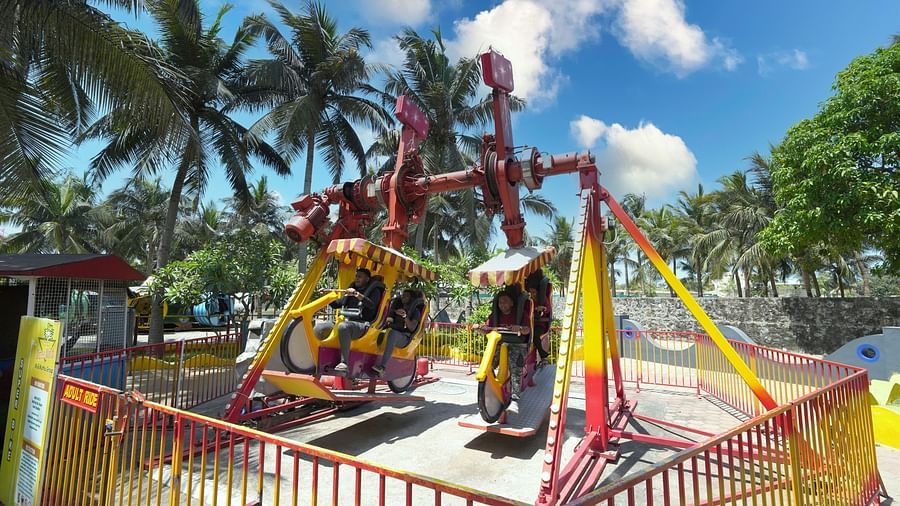 amusement park ride