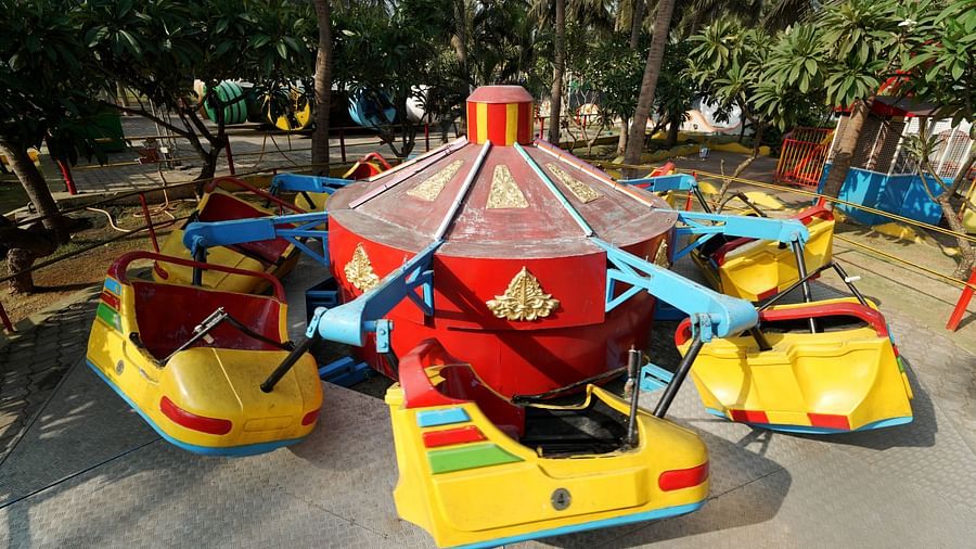 amusement park ride