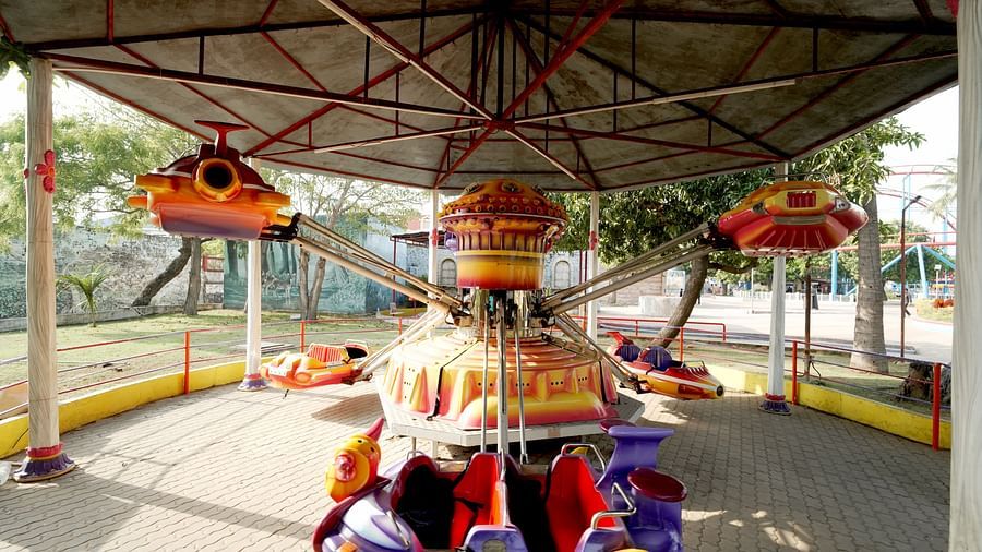 amusement park ride for kids