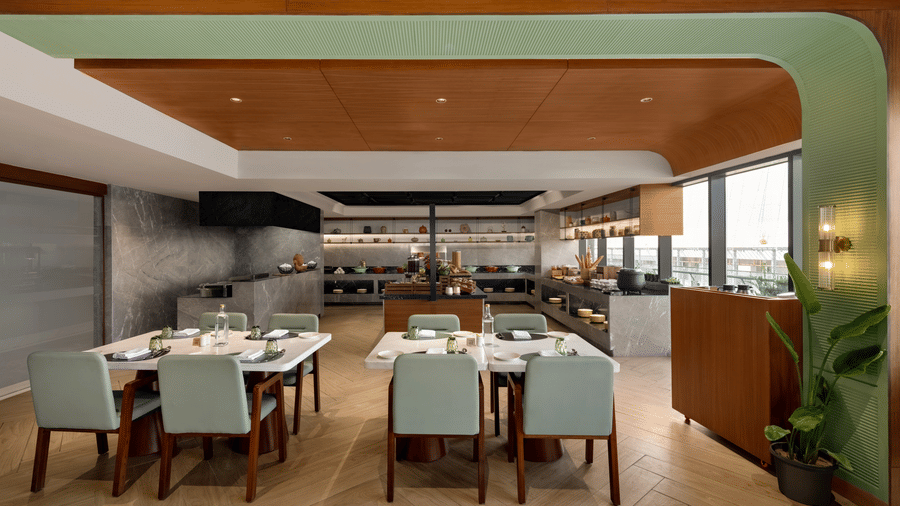 Food and Beverage Outlet (3)