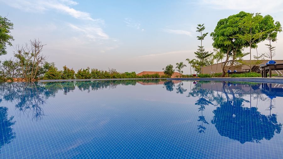 Ravishing Retreat - Swimming Pool