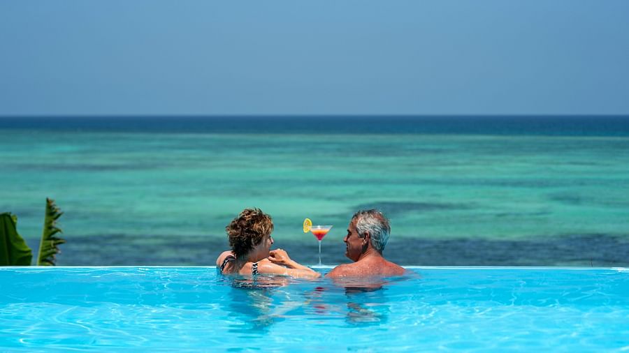 Infinity Pool 
