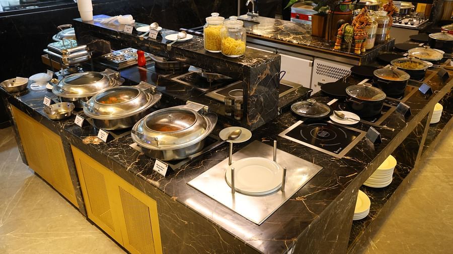 A selection of delectable dishes at The Buffet Square, perfect for family gatherings and special occasions.