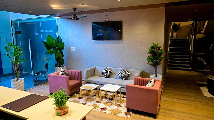 Lobby (3)
