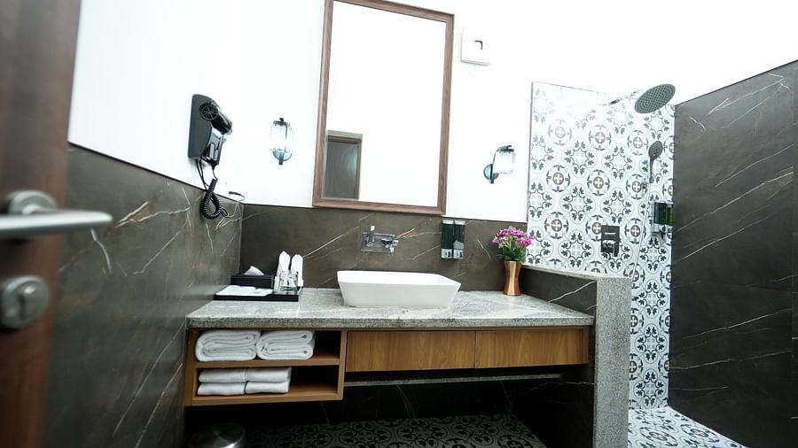 Bathroom - Premium Cotage