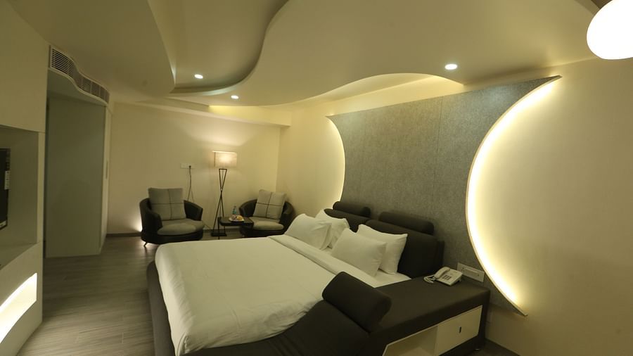 A Club Suite featuring a king size bed, desk, chair - TGI SPS Grand, Coimbatore