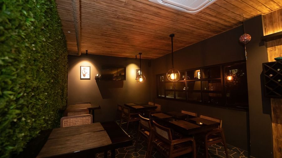 Seating arrangements with centralised AC inside recoil - The Cindrella Hotel, Siliguri