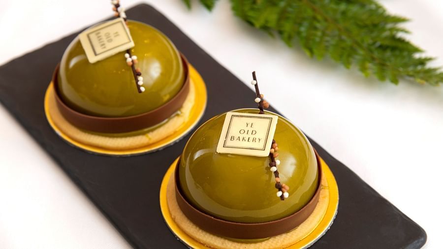 image of two tropical sphere served at the ye old bakery - The Claridges New Delhi