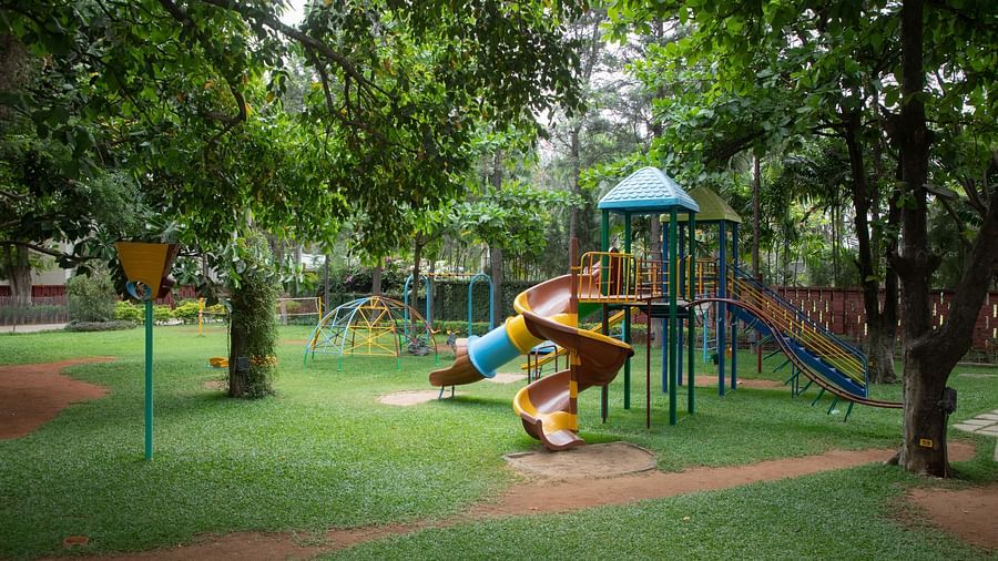 KIDS PLAY AREA