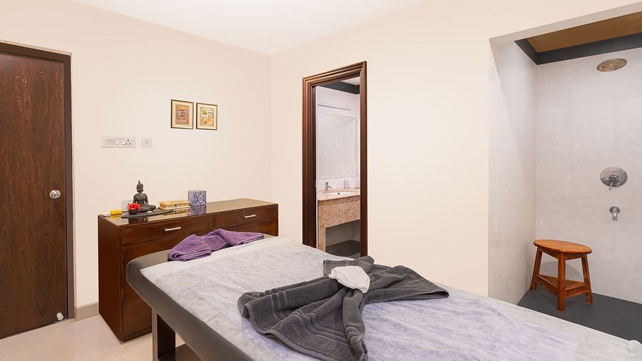 SPA (TREAMENT ROOM)