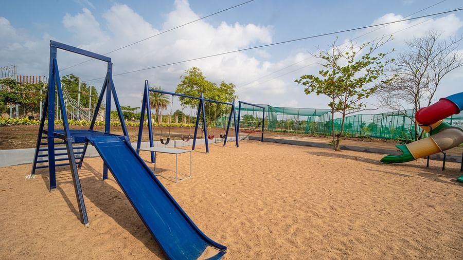 An image of the activity area with slides - Trance Veechika Resort, Vikarabad