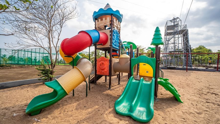 An image of the activity area with slides - Trance Veechika Resort, Vikarabad