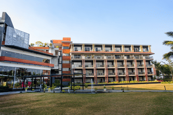 Hotel Sonar Bangla, Taki