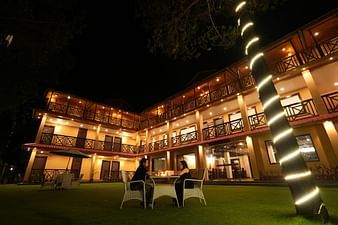 Summit Jungle Resort, Lansdowne