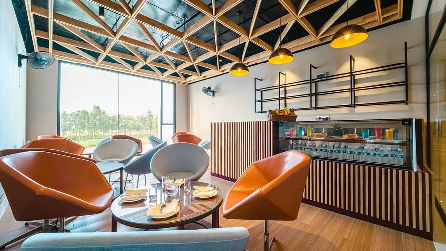 The Residences at CSE Bengaluru CSER - Indoor Cafe