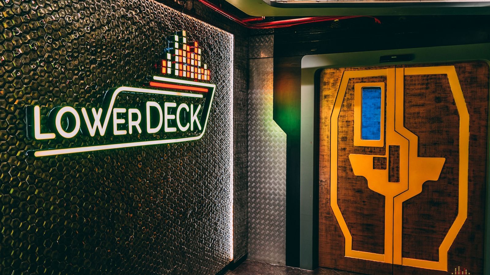 view of the entrance of Lower Deck - Hotel Park Elanza, Chennai
