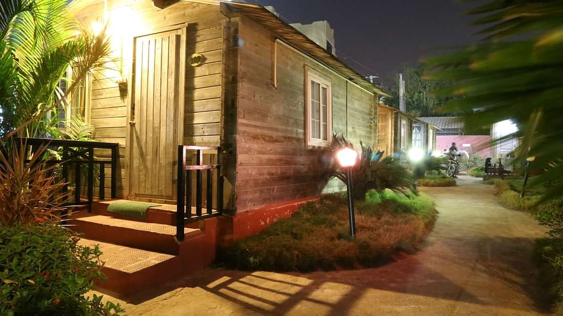 Deluxe Wooden Cottages at Mahodadhi Palace - A Beach View Heritage Hotel in Puri