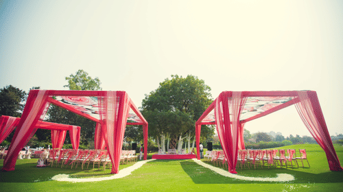 An overview of the decorations in the outdoor reception area - Karma Lakelands.