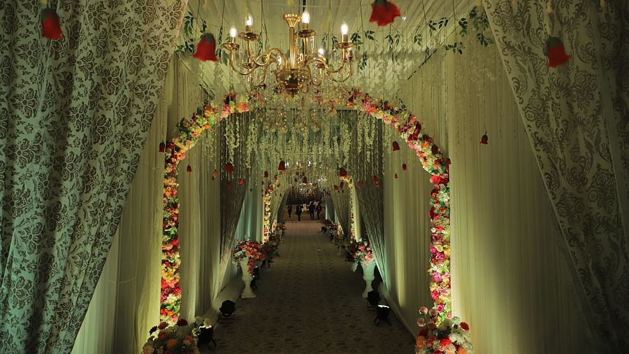 Book Lalita Grand Hotel, Mathura for dream wedding in Mathura & Vrindavan