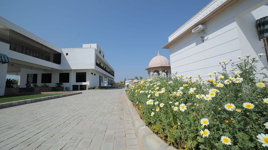 Outdoor parking area of a resort - Clarks Safari, Ranthambore